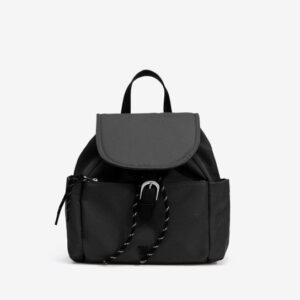 Mochila De Nylon Con Bolsillos