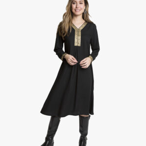 Vestido Evasé Con Filigrana Dorada