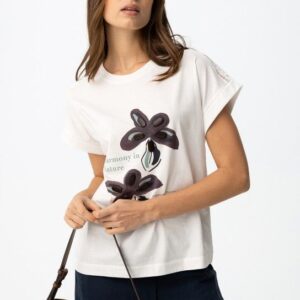 Camiseta Con Estampado Floral Decorado