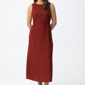 Vestido Corte Recto Con Cinturón