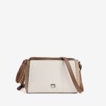Bandolera Color Beige Con Cremallera